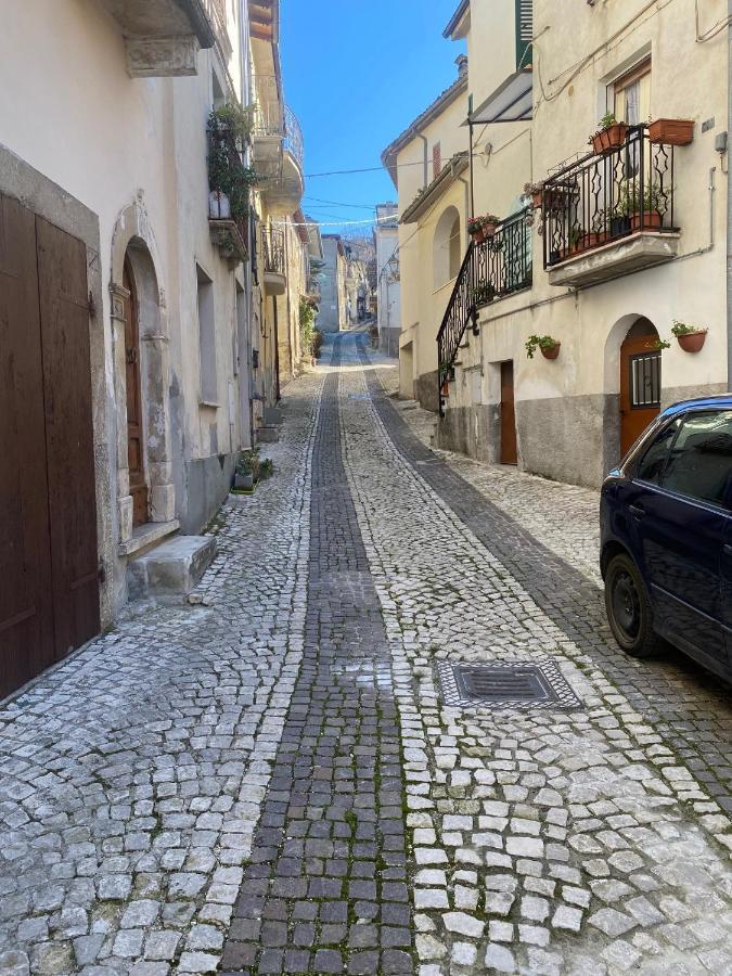 La Casetta Della Nonna Caramanico Terme Bagian luar foto