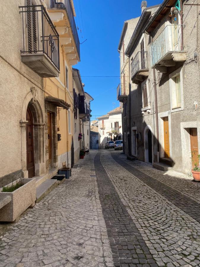 La Casetta Della Nonna Caramanico Terme Bagian luar foto